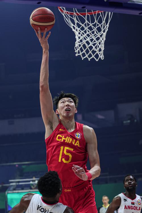 最终捧得冠